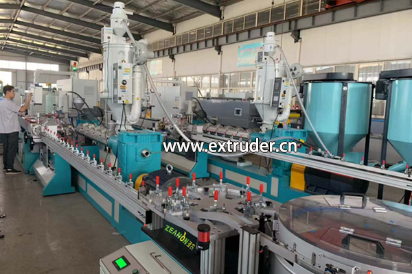 Irrigation pipe production line container export 