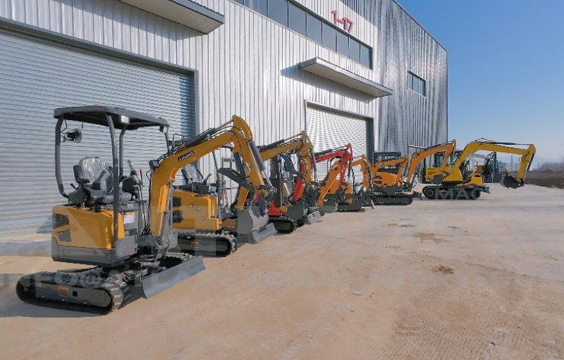 Excavadora de orugas ATLAPEX de 2,7 toneladas con brazo oscilante para jardinería, agricultura, reconstrucción de sótanos y transporte de residuos