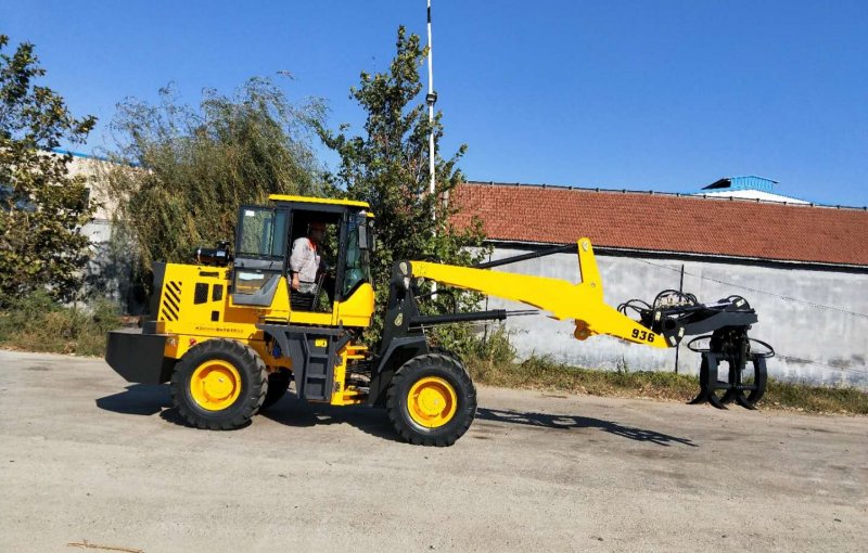  El cargador de ruedas Atlapex con garfio giratorio de madera