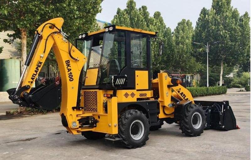 Retroexcavadora BKA100 de ATLAPEX: Una revolución con el motor Xinchai498