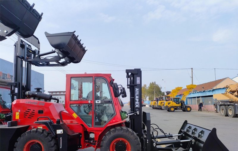 ATLAPEX 35Q 3.5 TON rough terrain forklift with Yunnei engine 58kw turbo is now ready to be shipped for the overseas market.