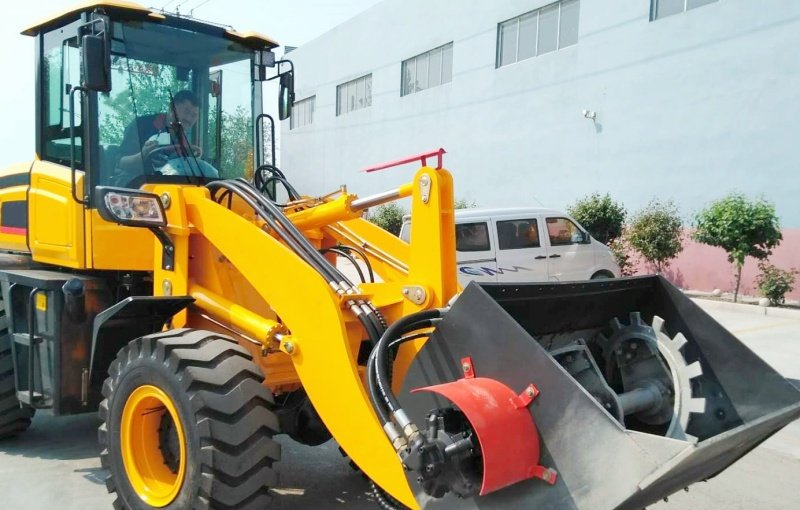 ATLAPEX Wheel Loader With Mixing Bucket Attachment