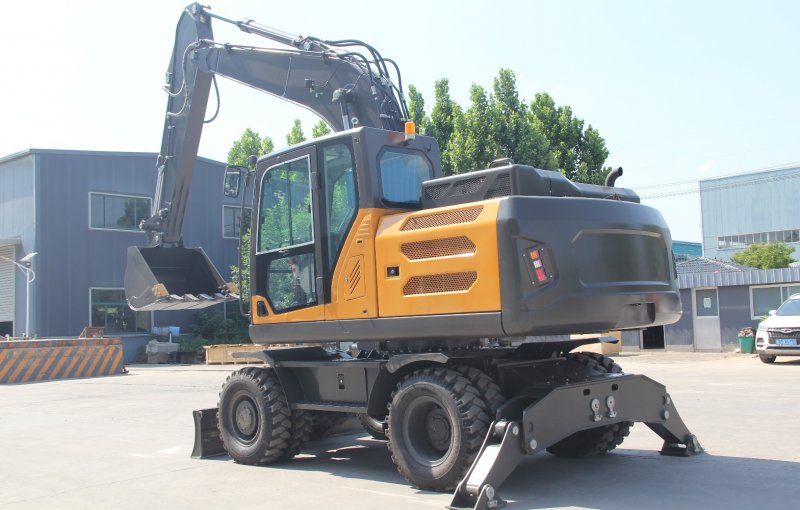 Which Wheel Excavator with 0.8m³ Bucket Capacity?