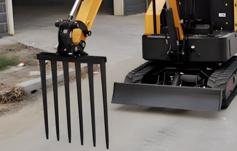 How Effective is the ATLAPEX Mini Excavator Rake Attachment?