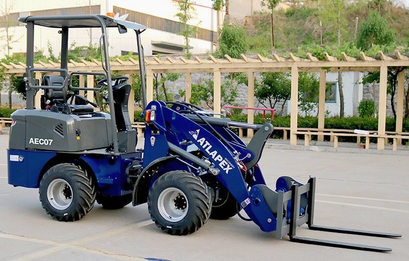 Why ATLAPEX Electric Loaders Are Gaining Popularity?