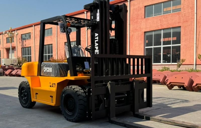 ATLAPEX 5Ton Double Front Wheel Diesel Forklift