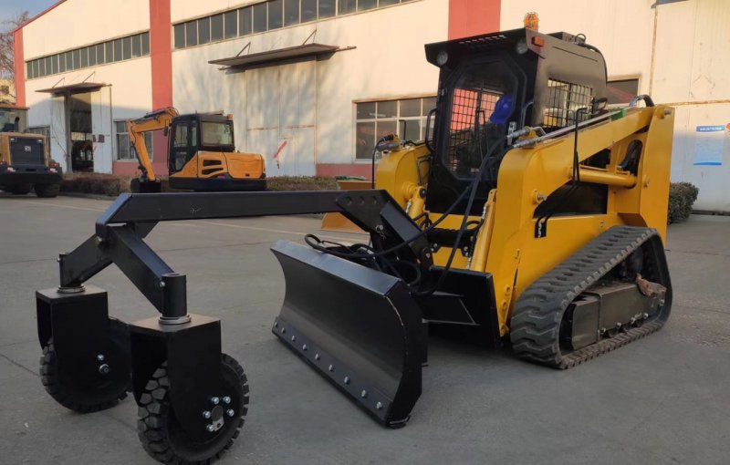 ATLAPEX skid steer loader attachment for leveling the ground