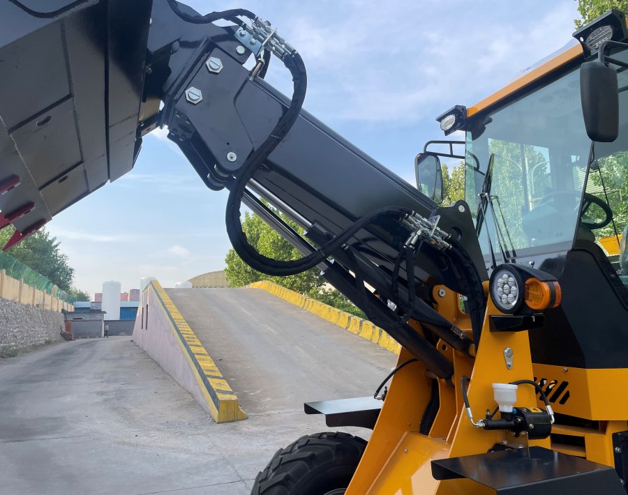 Backhoe Loader Attachment-- Telescopic arm