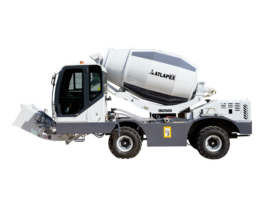 Self-loading Concrete mixer IN2500