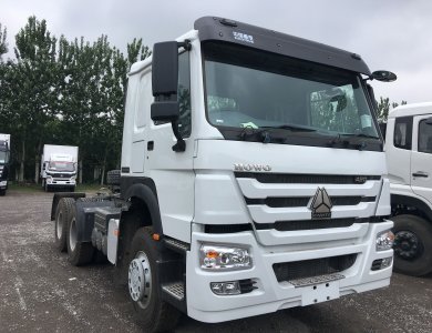 Howo 6*4 Tractor  Truck 375HP EuroII 10 wheels Used Towing Truck 