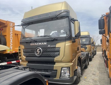 Shacman X3000 6x4 420HP Cummins Engine Tractor Truck