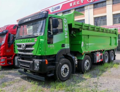 SAIC IVECO Hongyan GENLYON C6 Overloaded version 8x4 420HP dump truck