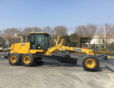 XCMG GR180 Motor Grader with Front Blade and rear Ripper