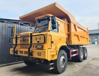 SINOTRUK 765hp YR120 Off-road Mine Mining Truck