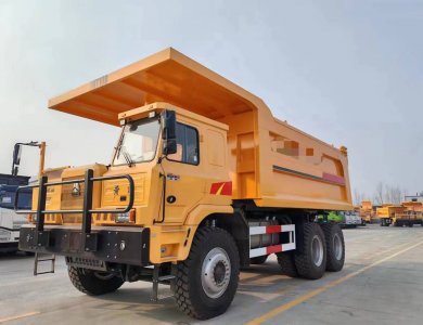 SINOTRUK 530hp YR105 Off-road Mine Mining Truck