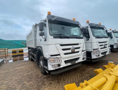 Hot Selling HOWO 6X4 Dump Truck 380hp for sale