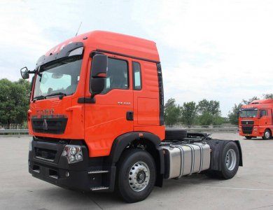 Hot Sale SINOTRUCK HOWO TX 4x2 Tractor truck 