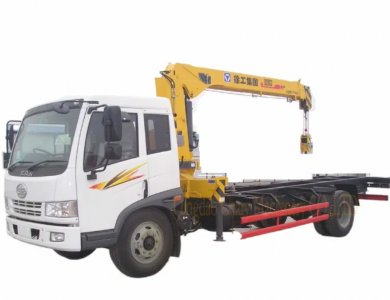 FAW Tiger V 4x2 RHD 3.2T Crane Truck for Sale for Sale