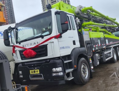 SINOTRUK SITRAK C7H 440hp 6X4 52m ZOOMLION Concrete Pump Truck