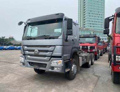 Guinea Market HOWO 6×4 Tractor Truck 430HP