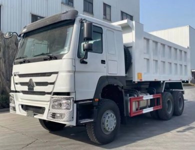 SINOTRUK 6x4 20CBM Dump Truck HOWO 35t