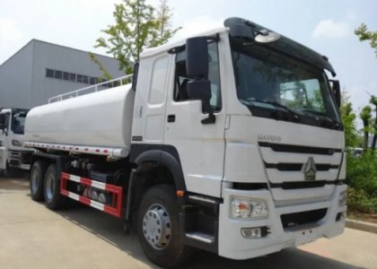 HOWO 20000 Liters 6x4 Fuel Tank Truck for Sale