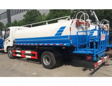 FOTON Aumark S 4x2 5000Liters Sprinkle Water Tank Truck