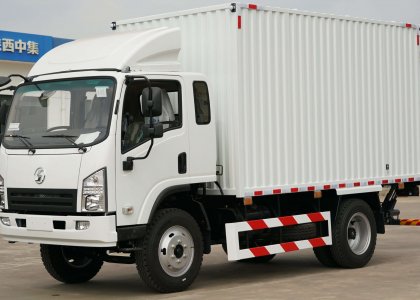 SHACMAN SAGMOTO X9 4X2 VAN Cargo Truck