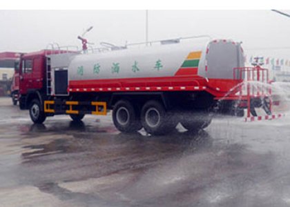 sinotruck howo water Tanker truck for sale