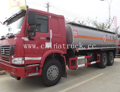 Sinotruck HOWO 20000 Liters Fuel Tank Truck for Sale