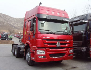 Sinotruk HOWO 336HP 6x4 Tractor Truck Tractor Heads Hot Sale