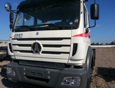 North Benz 6x4 Tractor Head Beiben trucks and trailers