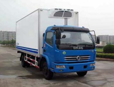 DONGFENG 4x2 Refrigerator truck for sale