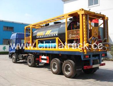 MAHAM Asphalt spreader