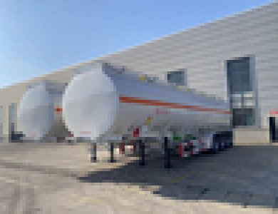 Kailai 4 Axles 40,000-70,000L Carbon Steel Oil Tanker Trailer for Sale