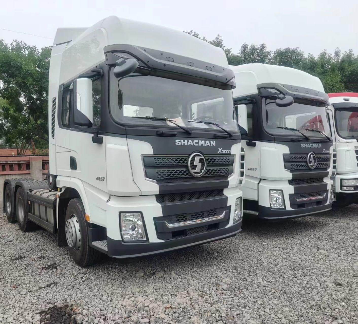 Algeria Market Hot Sale SHACMAN X3000 6X4 Light weight Euro 3 Tractor truck