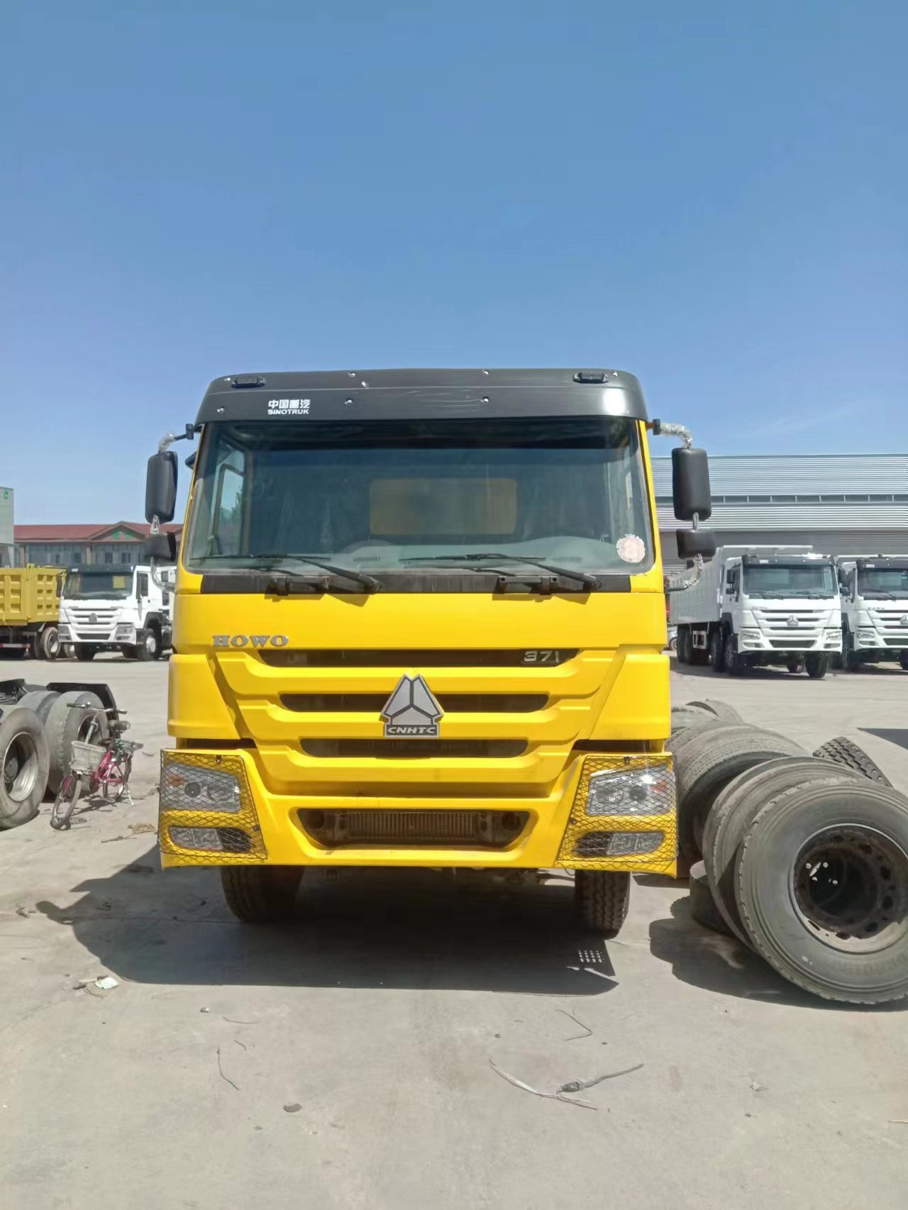 SINOTRUK Used 12 Wheels HOWO 371hp 30m³ Dump Truck