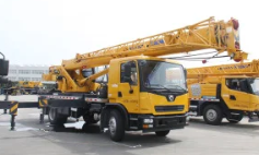 XCMG XCT8L4 Truck Crane hot sale low price