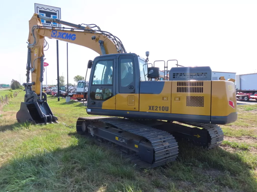 XCMG XE210U 1.2m³ Crawler Excavator with Cummins Engine