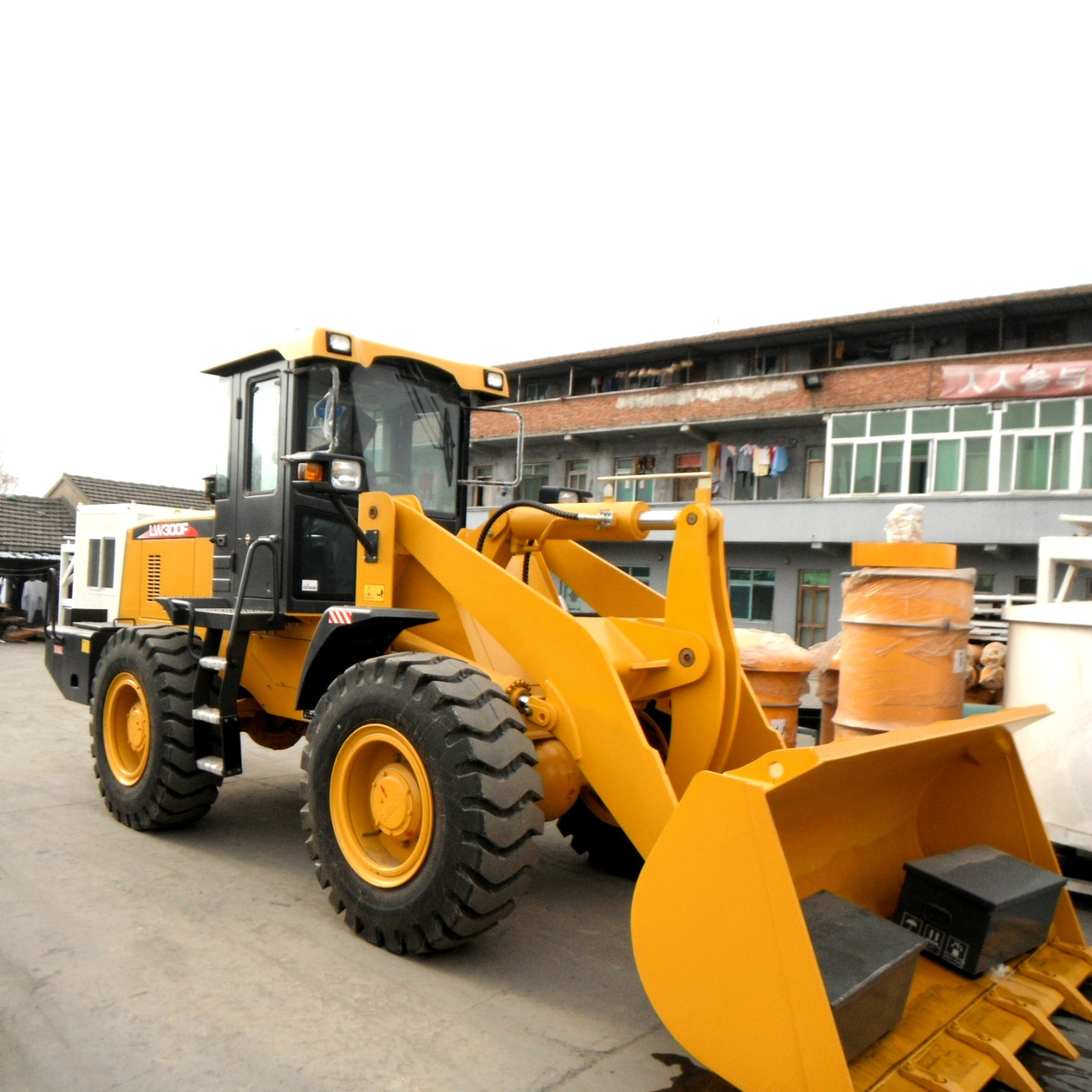 Hot Sale 3 Ton Wheel Loader LW300F with Advanced Features