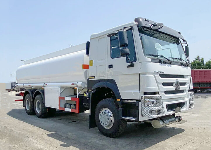 SINOTRUK HOWO 6X4 380HP 20000L FUEL TANK TRUCK
