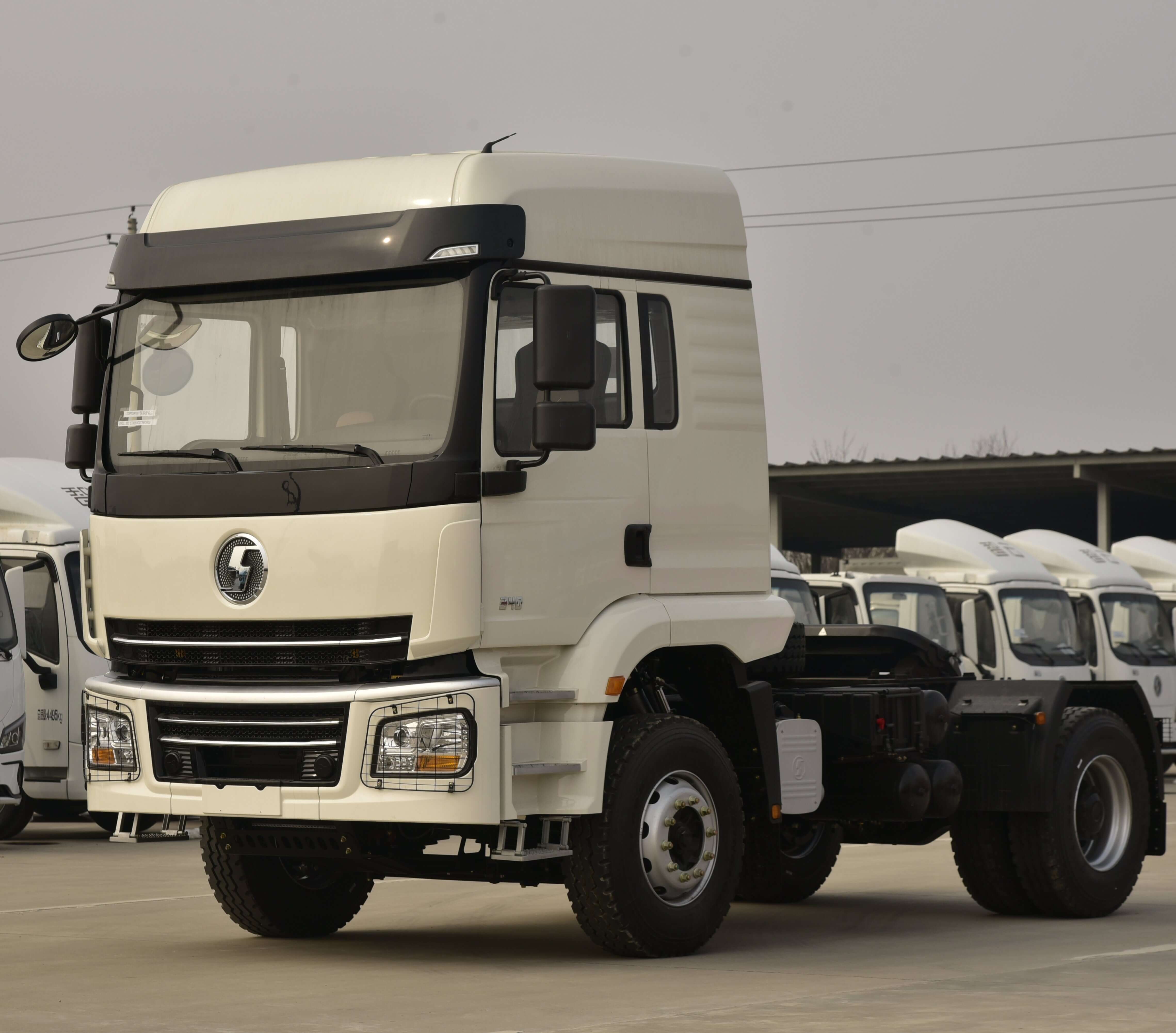 Hot Sale SHACMAN SAGMOTO E3 4x2 Euro3 Tractor truck