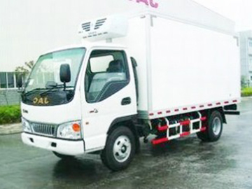 4x2 4 ton Diesel Freezer Truck Cooling Truck