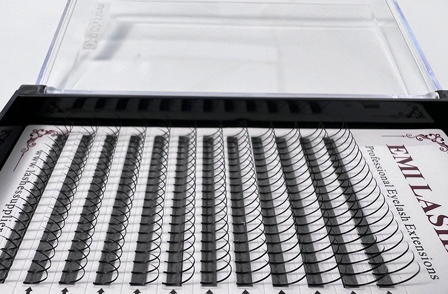 Hybrid-type lashes